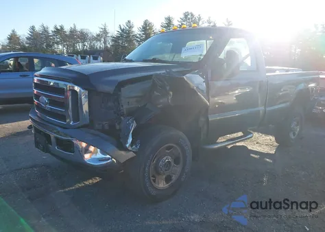 2006 Ford Super Duty F-350 Srw z USA, uszkodzony, nr VIN 1FTWF31526EC62876
